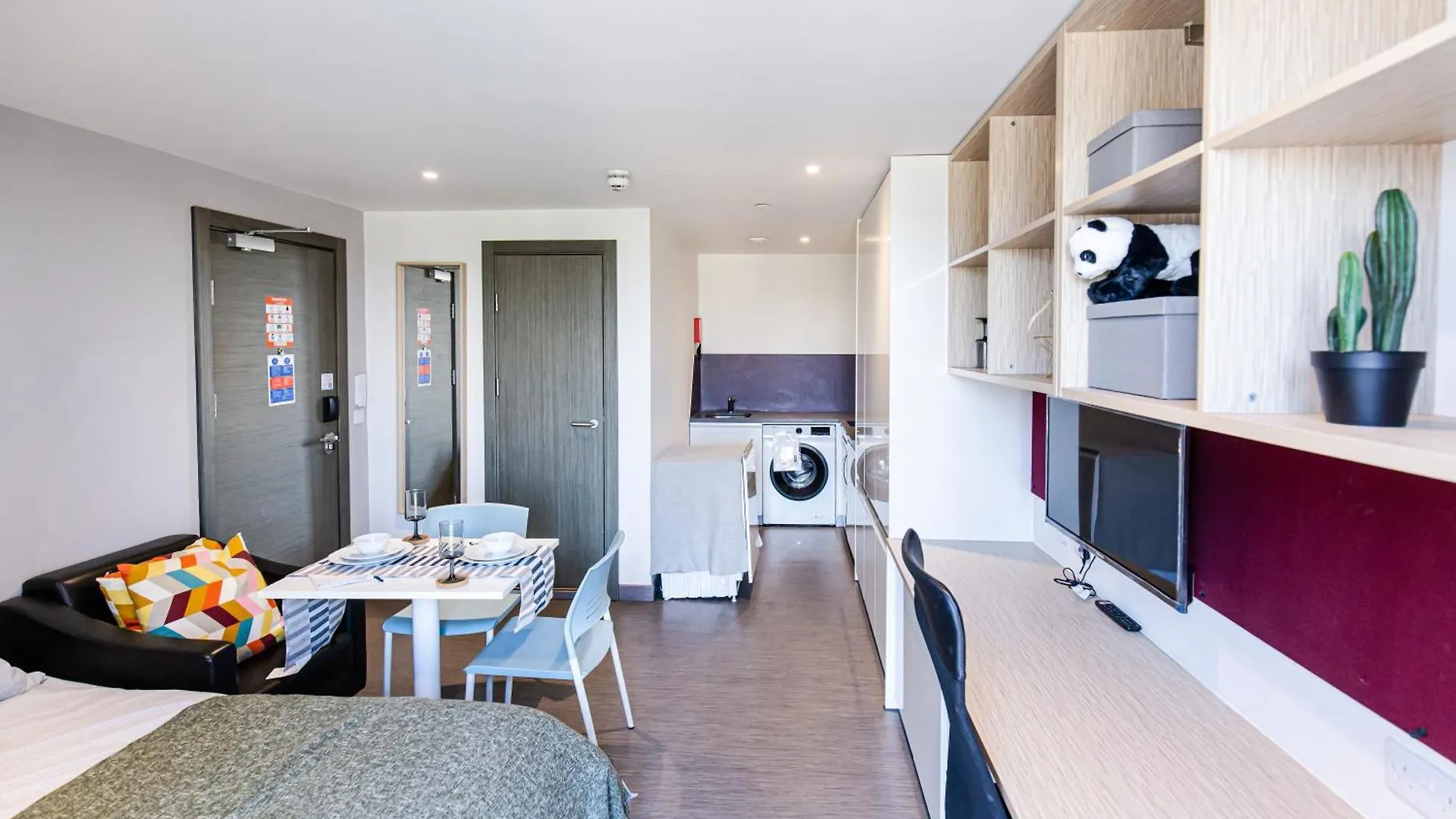 New Era Living - Private Rooms Next To Bramall Lane Sheffield Aparthotel